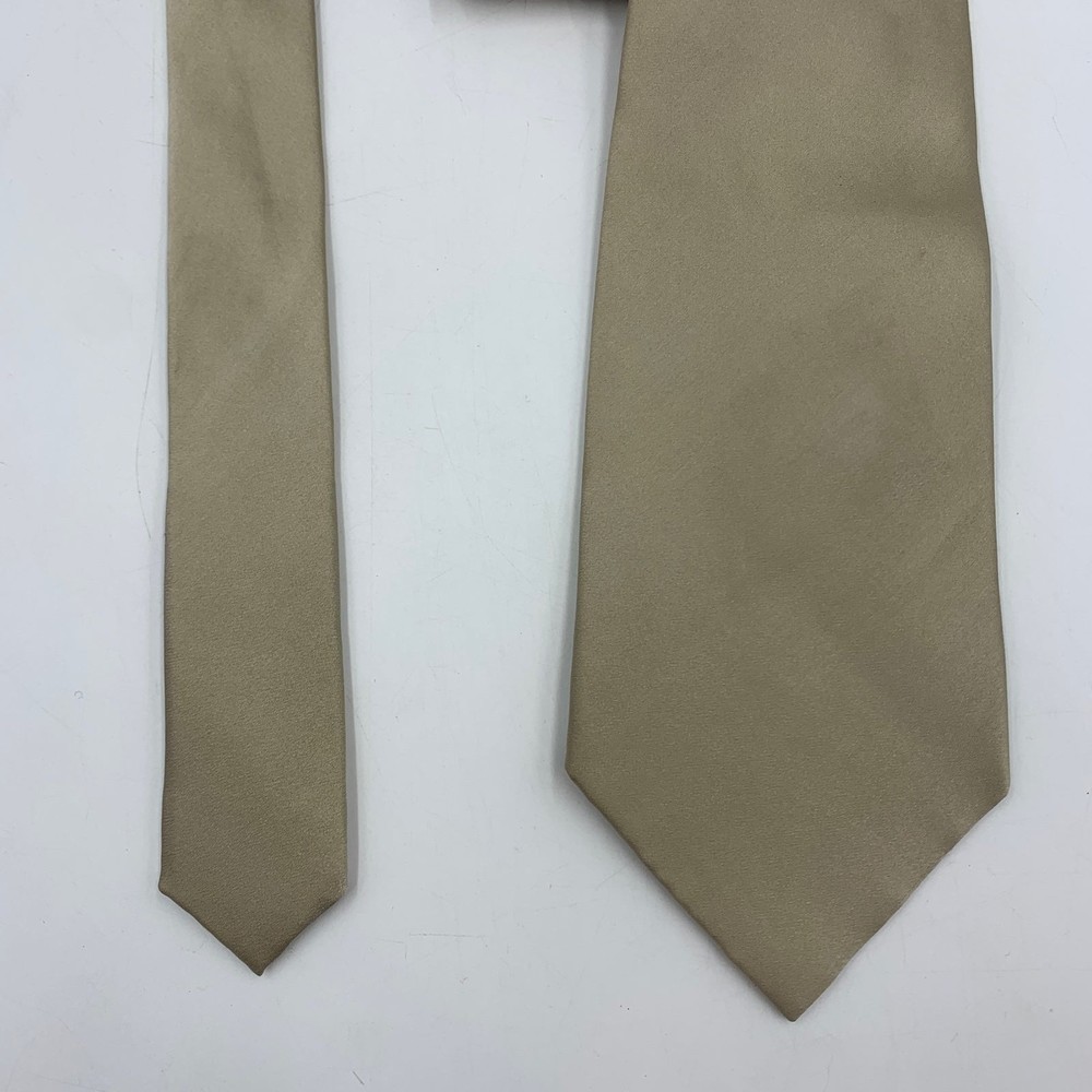 Arrow 100 % Silk Tie color beige